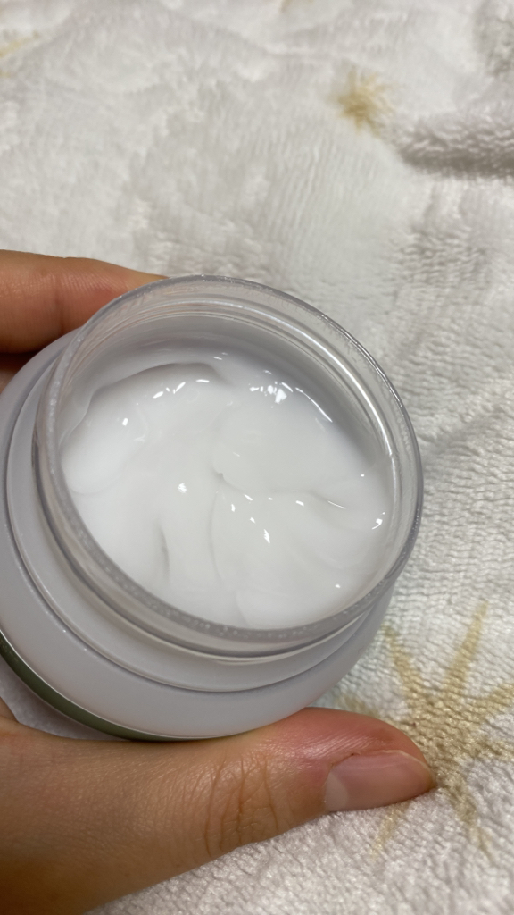 히야 (HYAAH) 세범 밸런싱 크림 review image