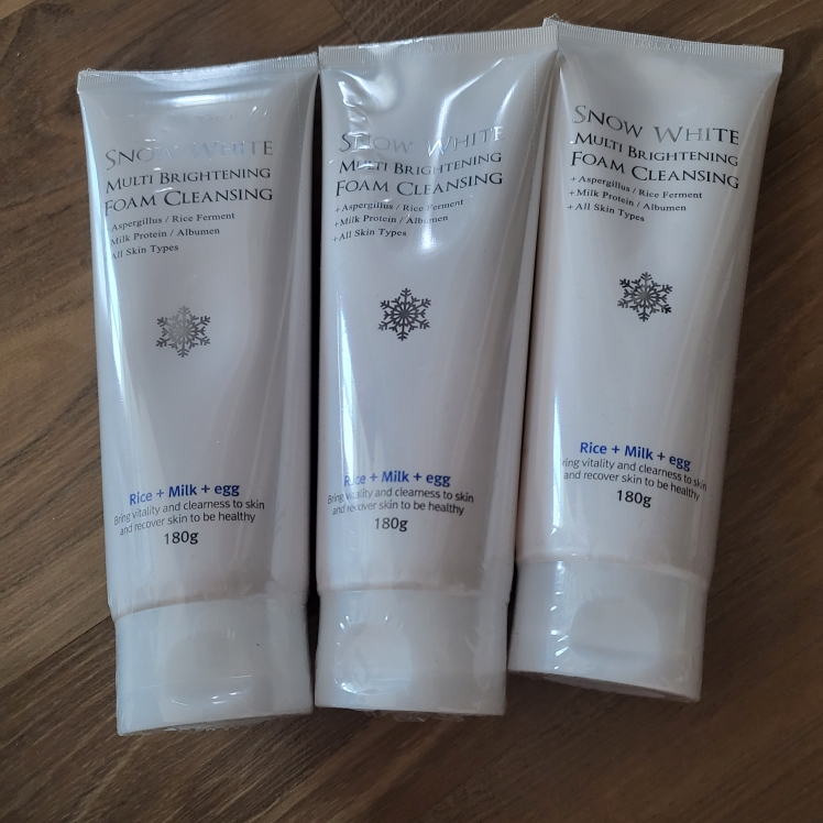 BeautyRecipe 雪白多效亮白洁面泡沫 common.review image