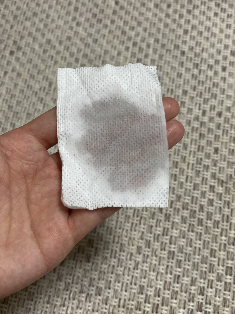 植物性炭黑卸妆水的真实用户使用照片