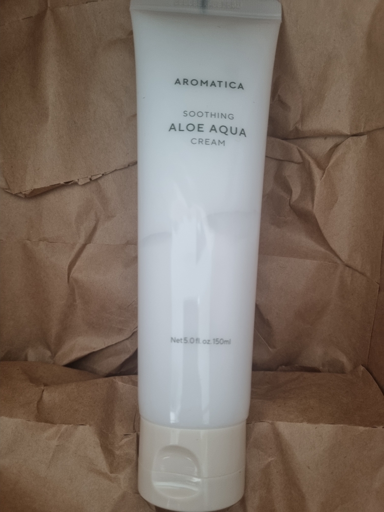 AROMATICA Soothing Aloe Aqua Cream Reviews for Sensitive Skin | Hwahae