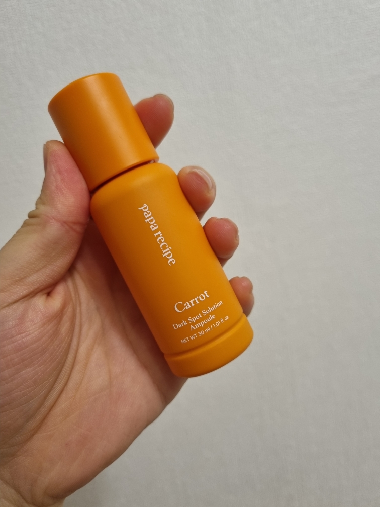 Real user review photo of Carrot Dark Spot Solution Ampoule