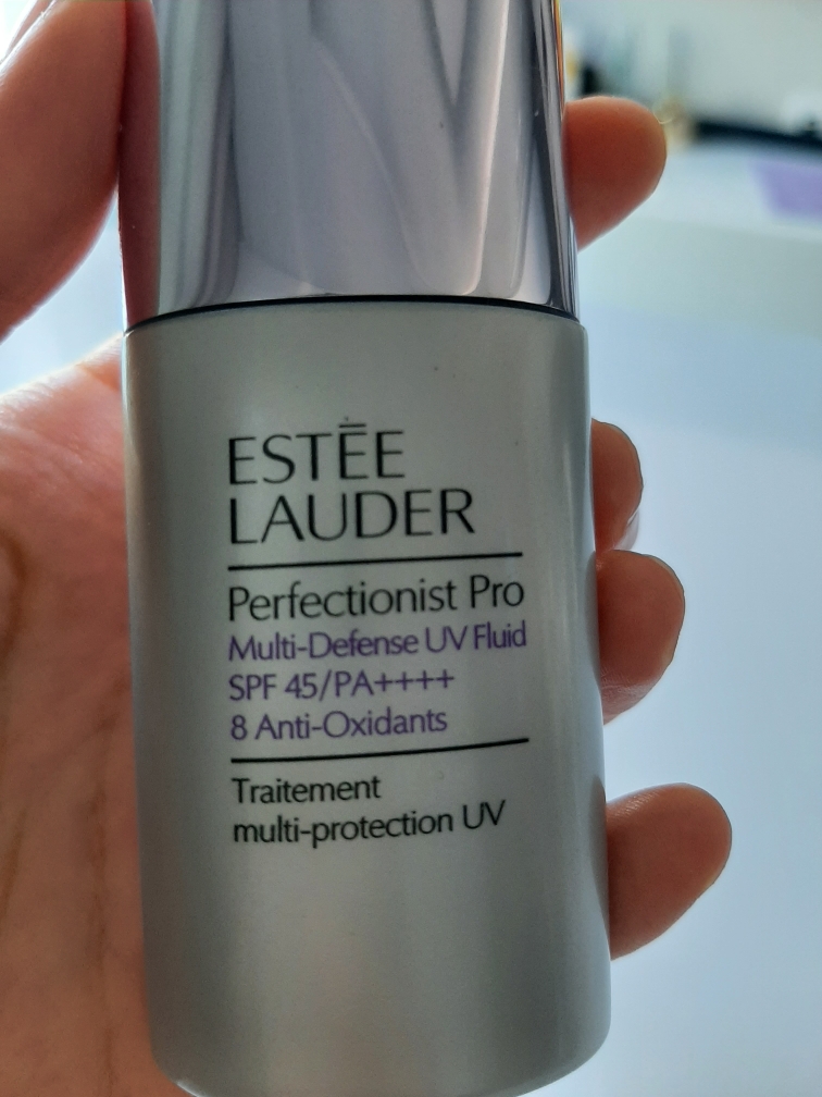 ESTEELAUDER Perfectionist Pro Multi Defense UV Fluid [SPF45/PA++++] review image