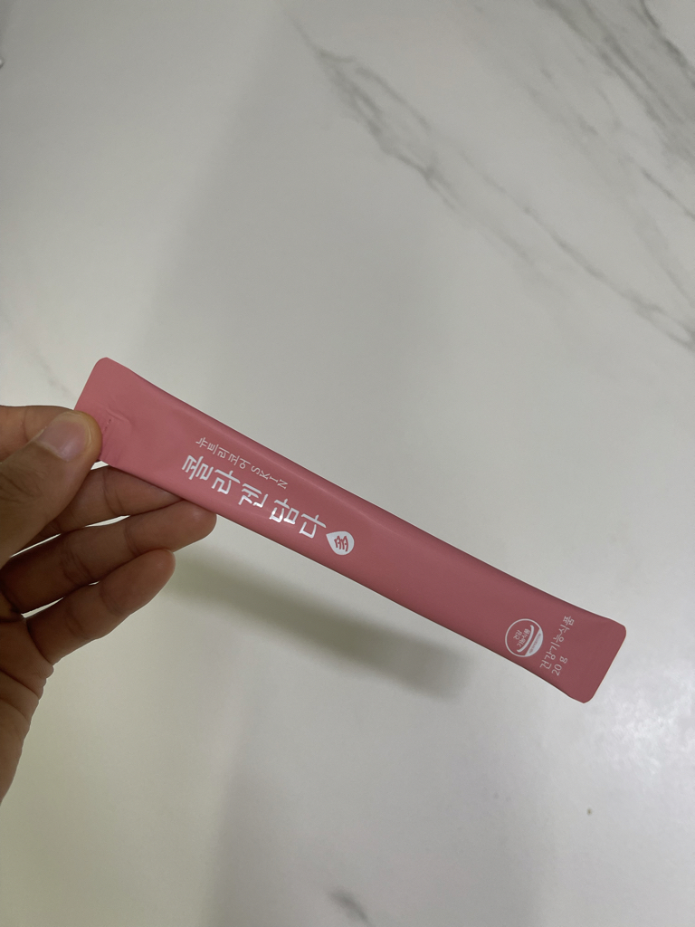 含有胶原蛋白的真实用户使用照片
