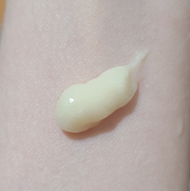 ReEn Royal Jelly Luminous Nutrition Enhancing Conditioner review image