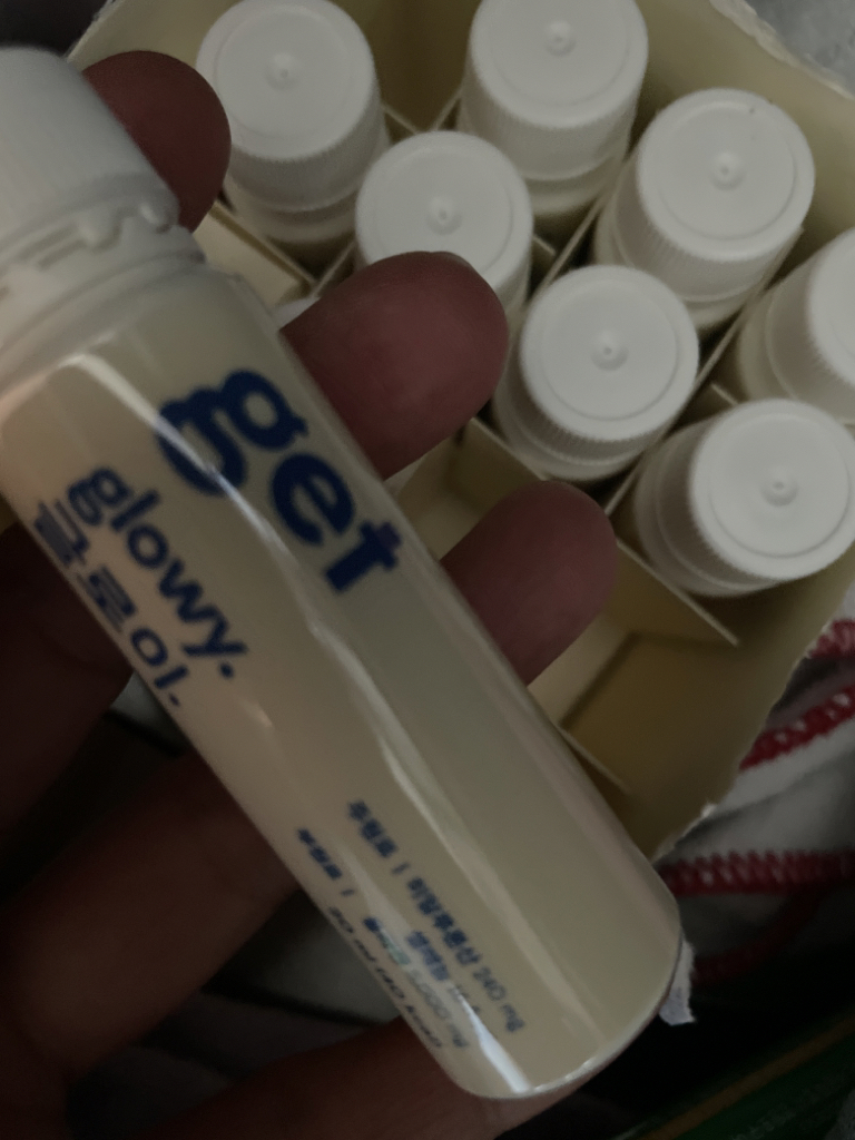 发光的真实用户使用照片