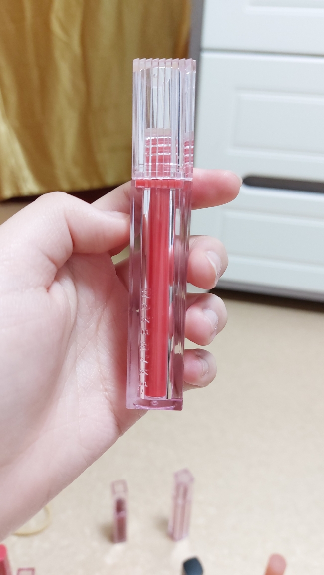 웨이크메이크 (wakemake) 워터 컬러링 퓨어 틴트 [01 퓨어레드] review image