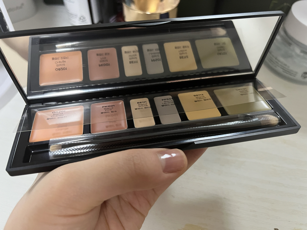 Real user review photo of Artist Concealer Palette [Blend]