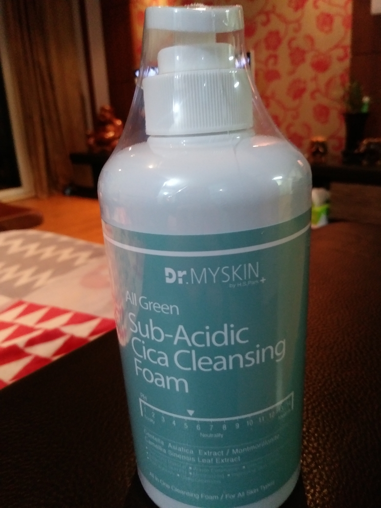 닥터마이스킨 (Dr.MYSKIN) 올 그린 시카 클렌징 폼 review image