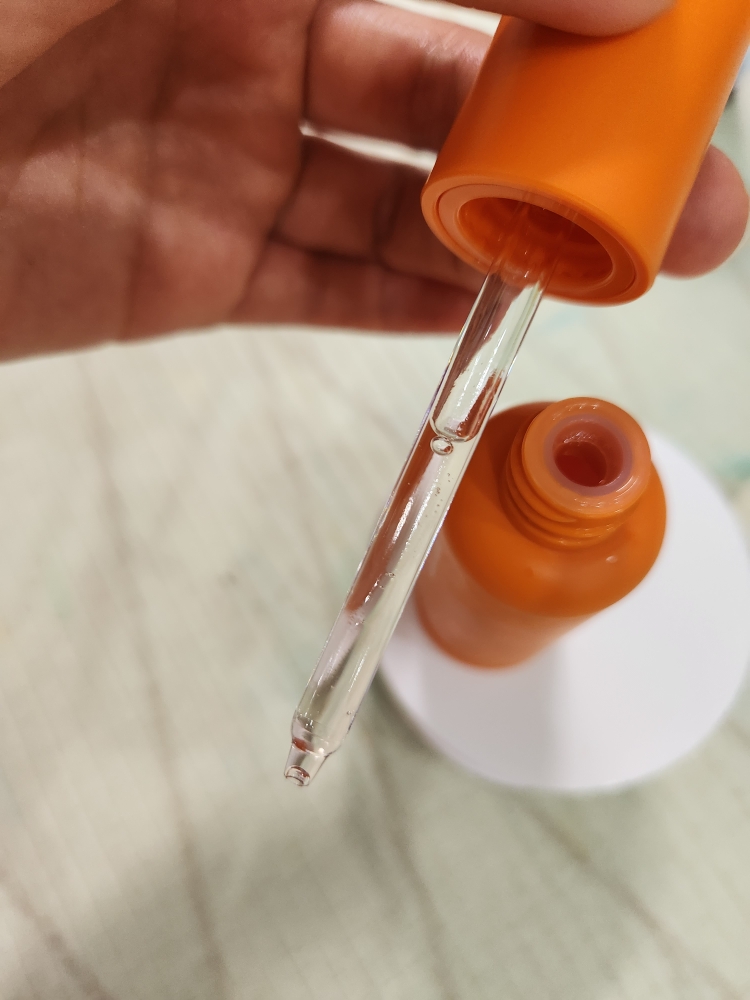 Real user review photo of Carrot Dark Spot Solution Ampoule