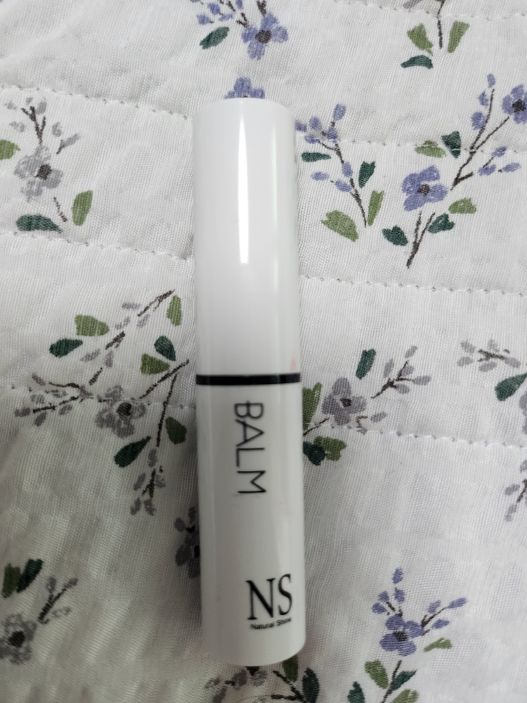 璐克斯三重唇膏霜 光泽 [01 雅典娜]的真实用户使用照片