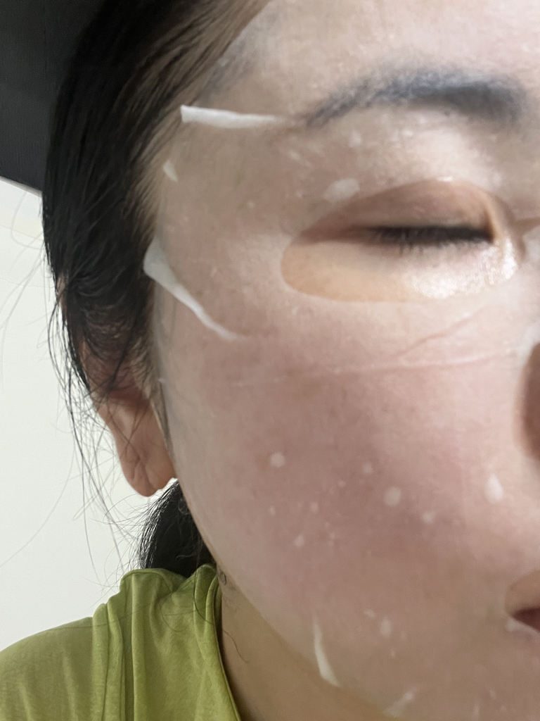 瓶装水泡沫面膜的真实用户使用照片
