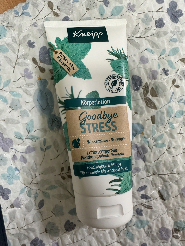 크나이프 (Kneipp) 굿바이 스트레스 로즈마리 바디로션 review image