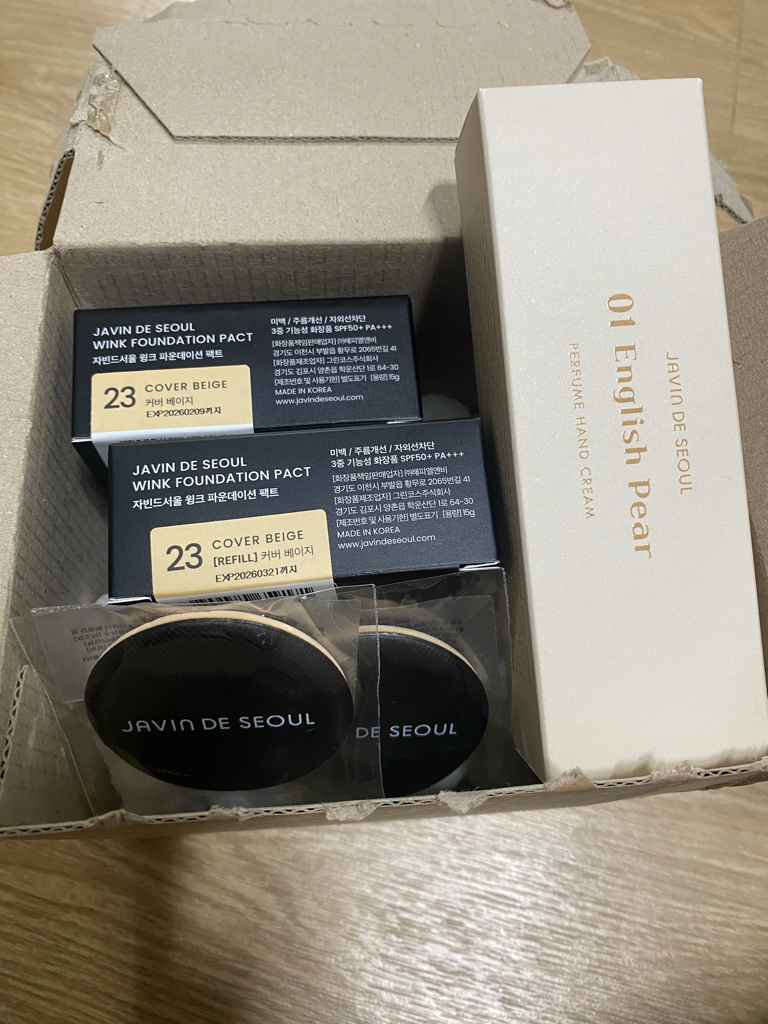 粉底液 [SPF50+/PA+++] [23号遮瑕米色]的真实用户使用照片