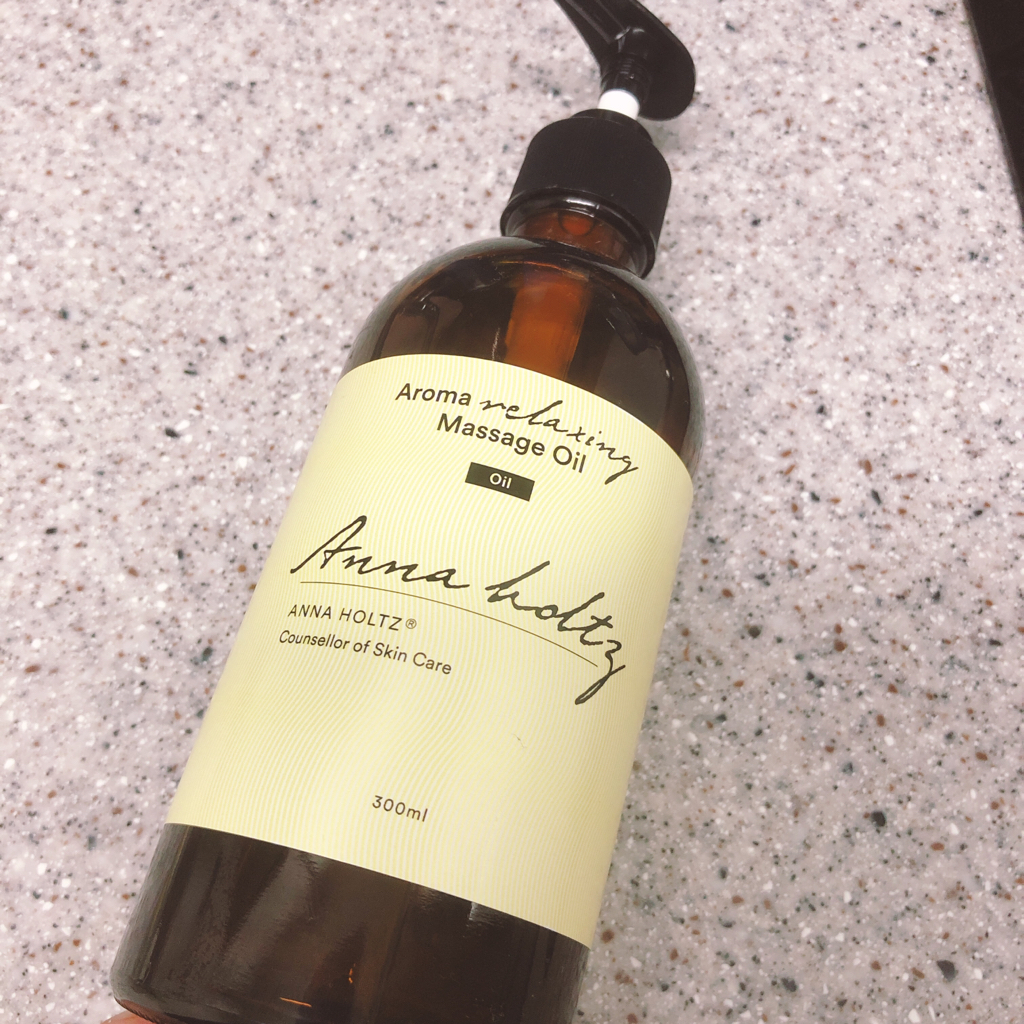 안나홀츠 (ANNAHOLTZ) 아로마 릴렉싱 마사지 오일 review image