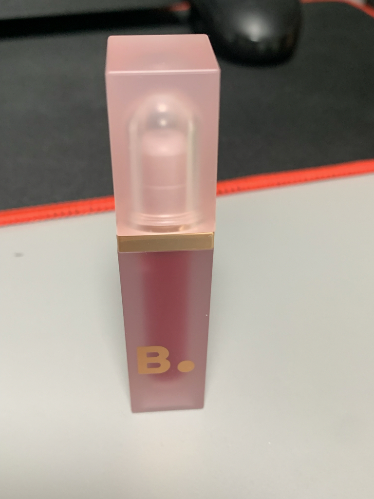 水滴面纱唇彩 [PK02 浆果浆果]的真实用户使用照片