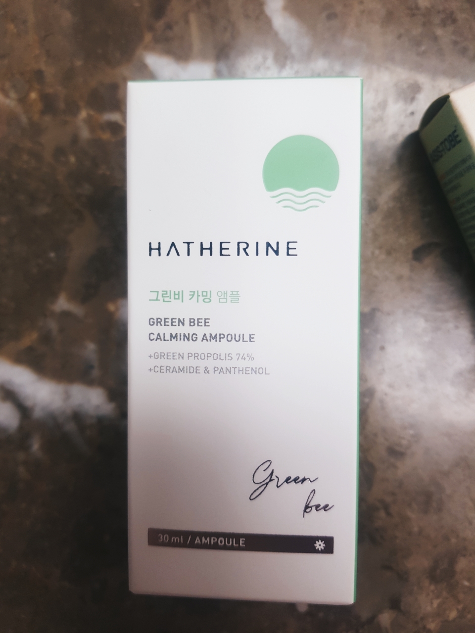 HATHERINE 绿碧卡明安瓶 common.review image