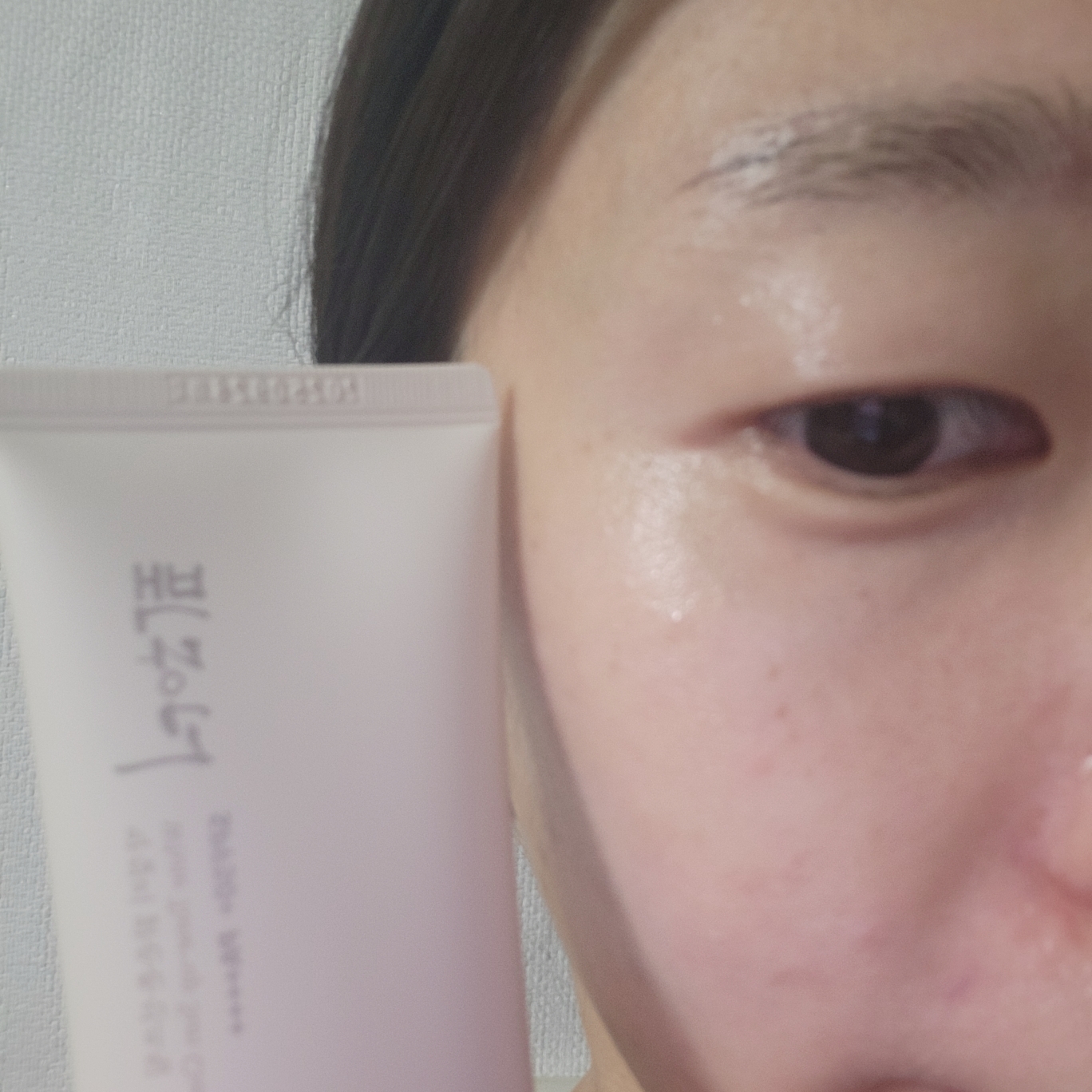 코스메쉐프 (CosmeChef) 백당고 막걸리 맑은톤 선크림 [SPF50+/PA++++] review image