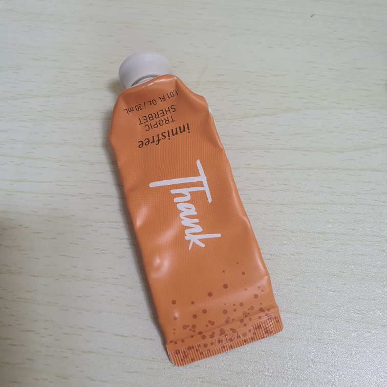 이니스프리 (INNISFREE) 제주 라이프 퍼퓸드 핸드크림 [2월 트로픽셔벗] review image