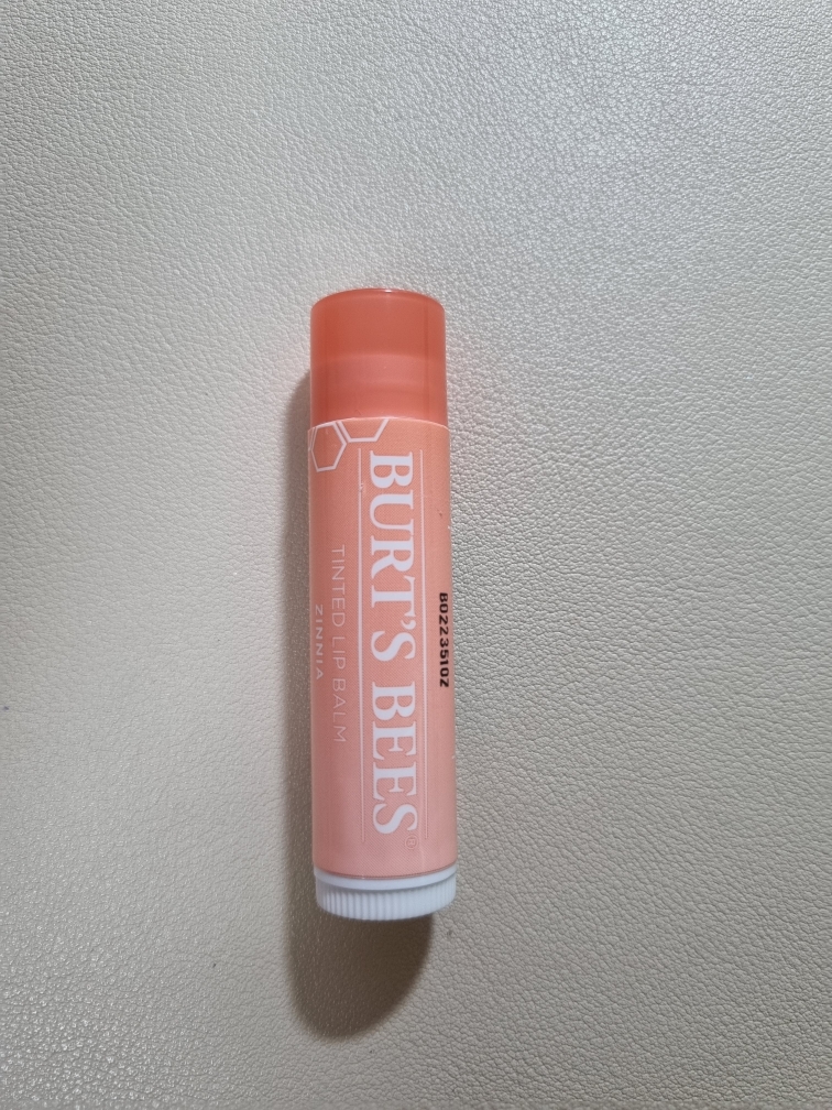 BURT'SBEES 染色滴眼膏 [Ginia] common.review image
