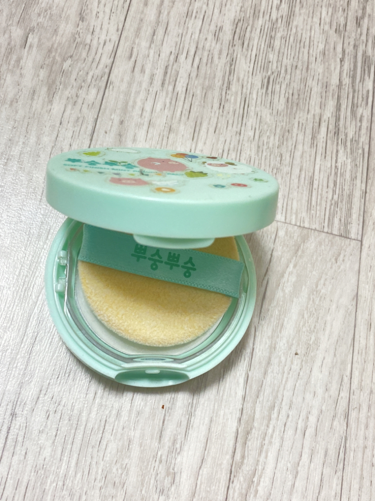 薄荷粉底液的真实用户使用照片