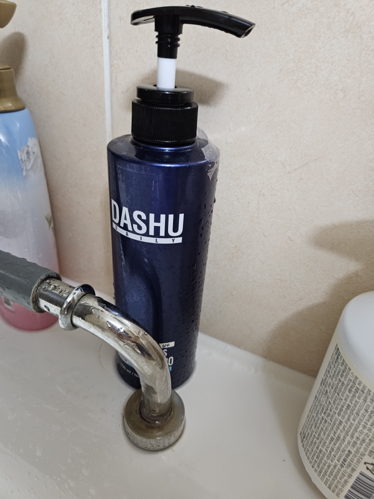 每日草本头皮黄金脱发洗发水 EX的真实用户使用照片