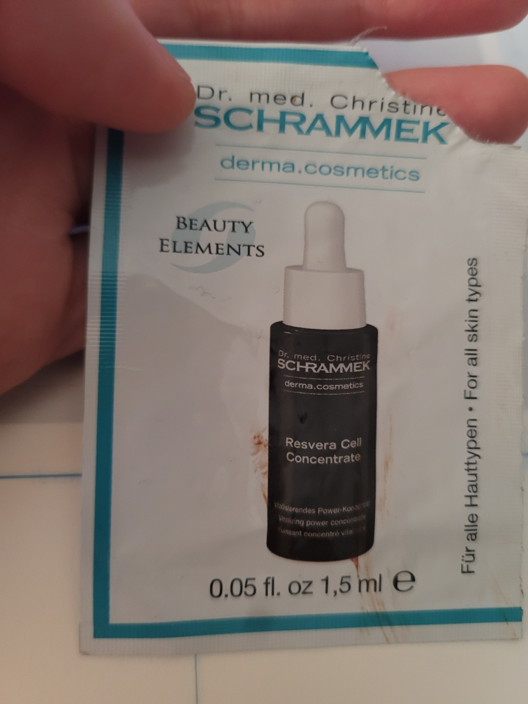 슈라멕 (SCHRAMMEK) 레즈베라 셀 컨센트레이트 review image