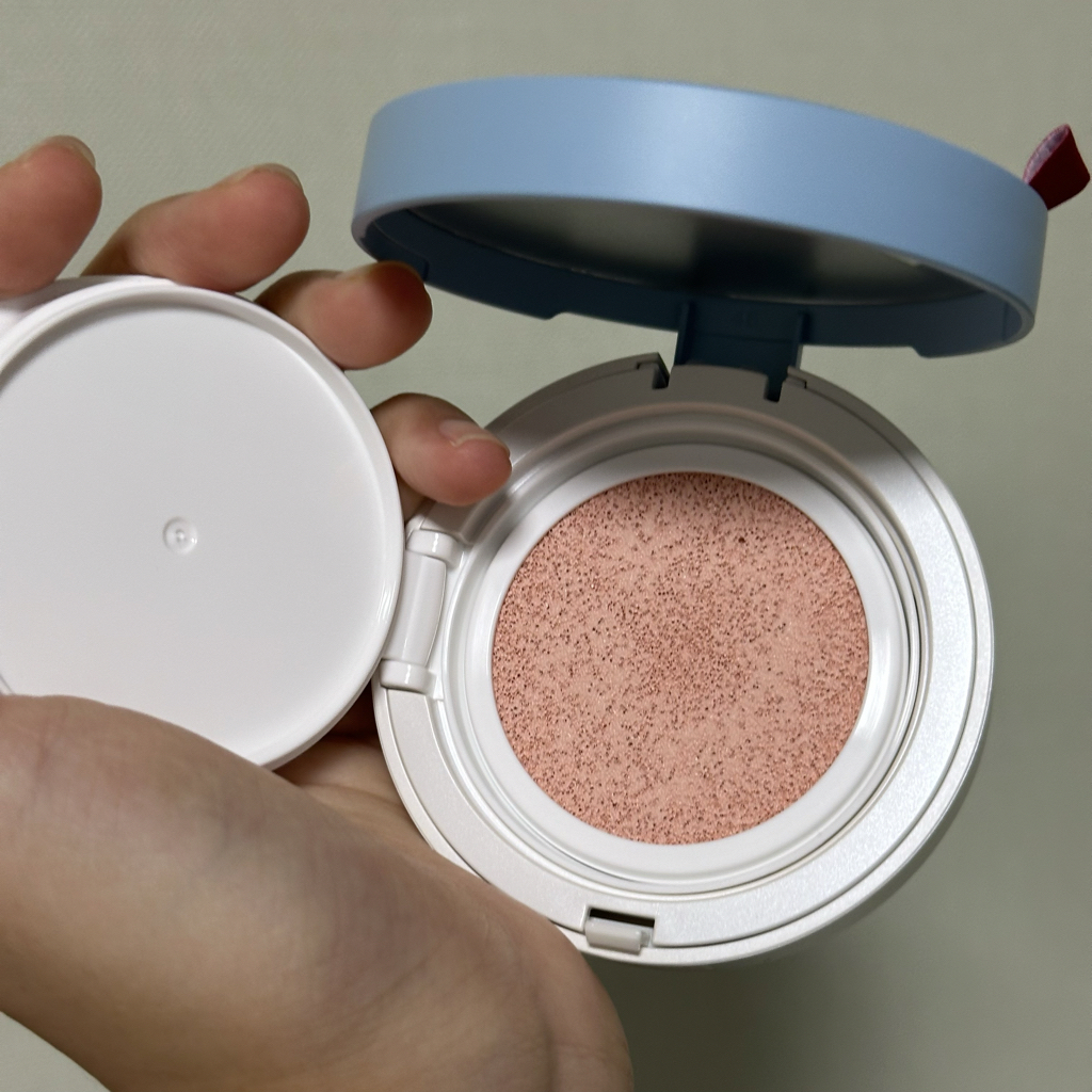 오휘 (OHUI) 얼티밋 핏 톤업 진 쿠션 [SPF35/PA++] [01호 핑크베이지] review image