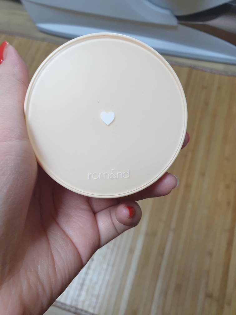 ROMAND Better Than Mat Cushion [SPF50+/PA+++] [01 Pure No. 21] review image