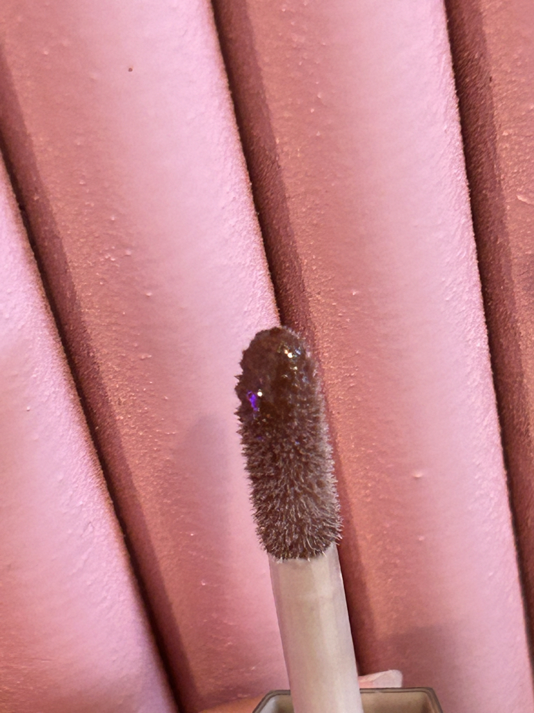 펜티뷰티 (FentyBeauty) 글로스 밤 히트 유니버셜 립 루미나이저 + 플럼퍼 [핫초콜릿히트] review image