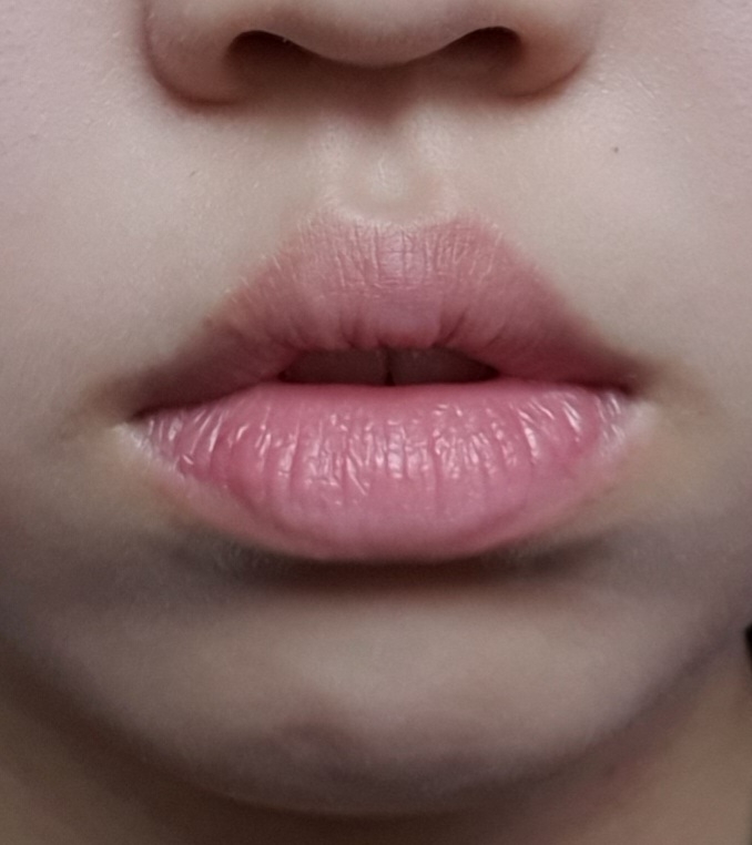 에뛰드 (ETUDE) 글로우 픽싱 틴트 [01 퓨어코랄] review image