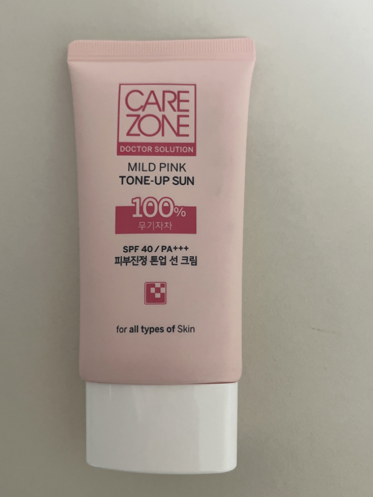케어존 (CAREZONE) 닥터솔루션 마일드 핑크 톤업 선 [SPF40/PA+++] review image