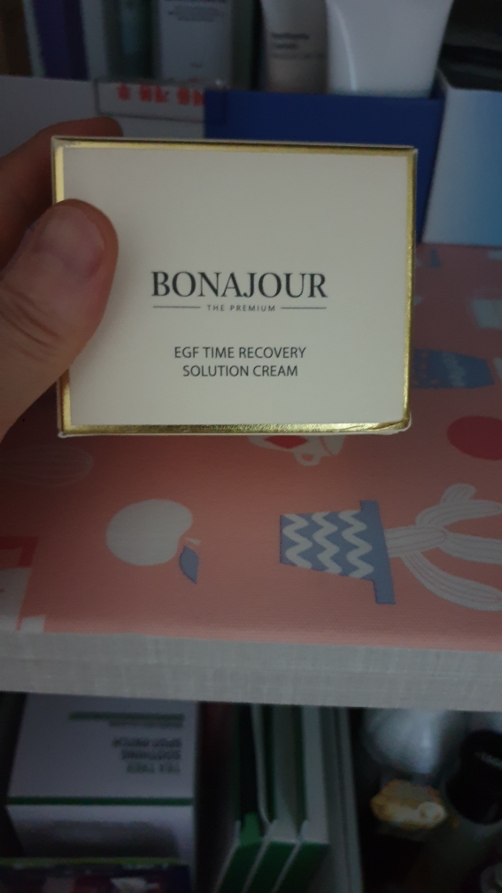보나쥬르 (BONAJOUR) EGF 고보습 영양 크림 review image