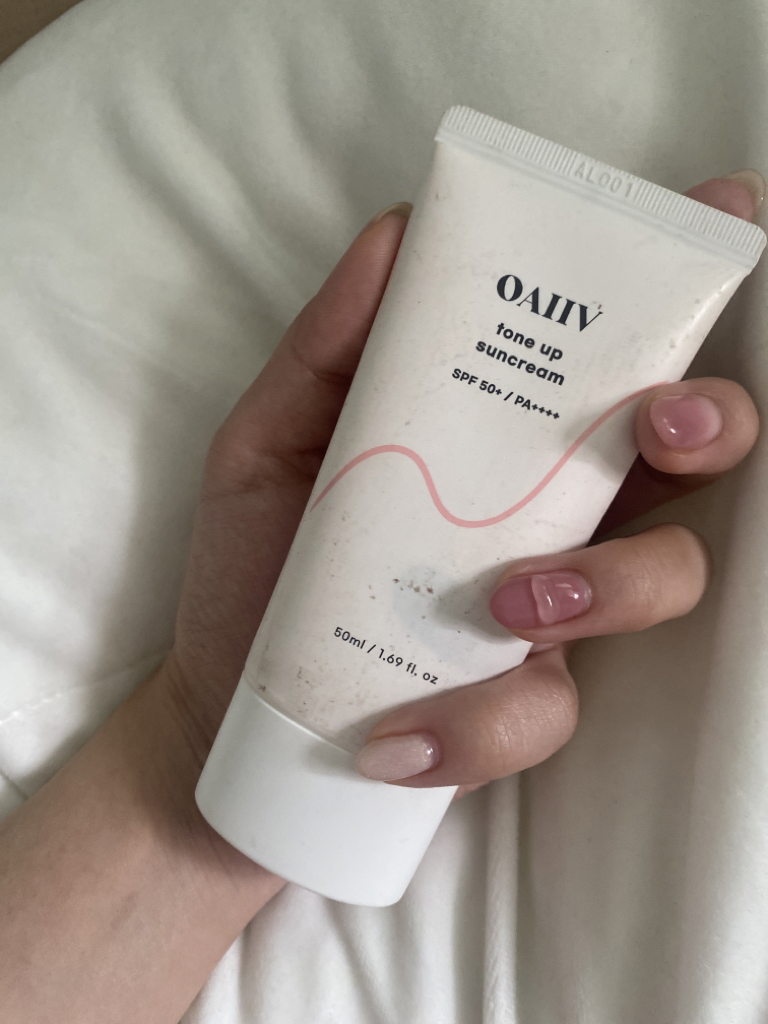 오아이브 (OAIIV) 에어리 톤업 선크림 [SPF50+/PA++++] review image