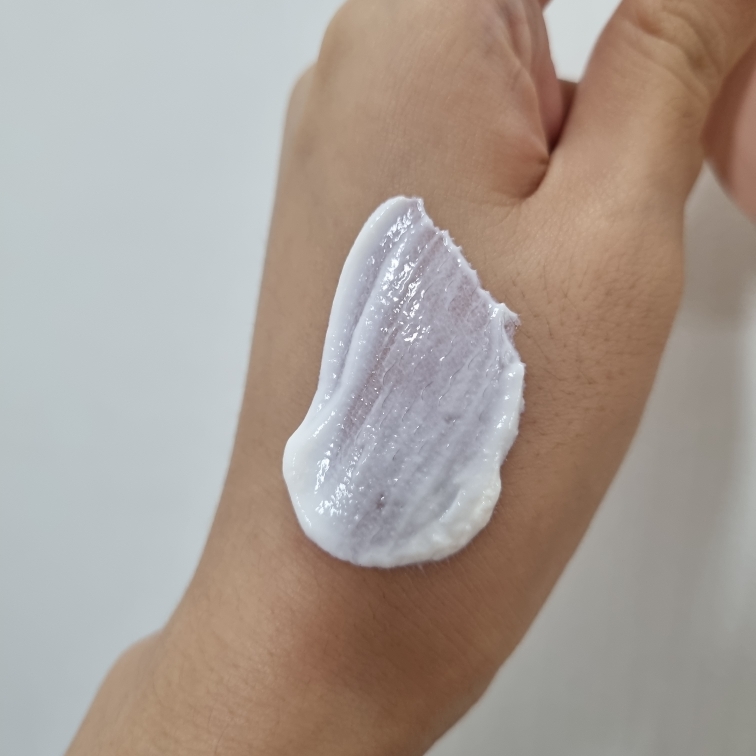 真实防晒霜 [SPF50+/PA++++]的真实用户使用照片