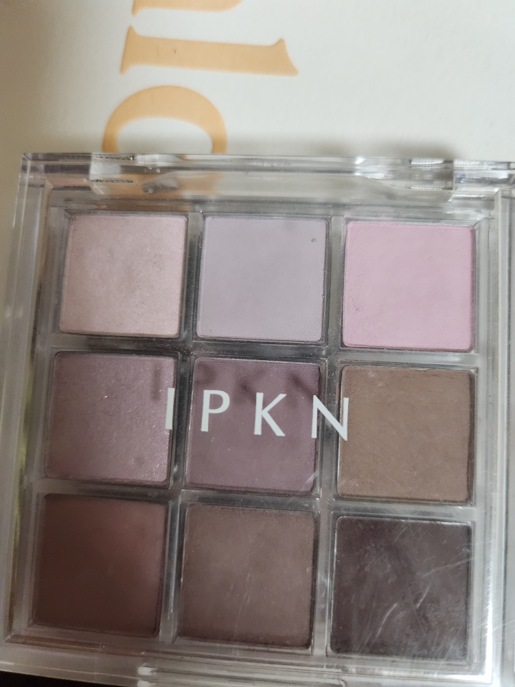 입큰 (IPKN) 먼지나방 콜라보 퍼스널 무드 올 팔레트 [쿨프레스드] review image