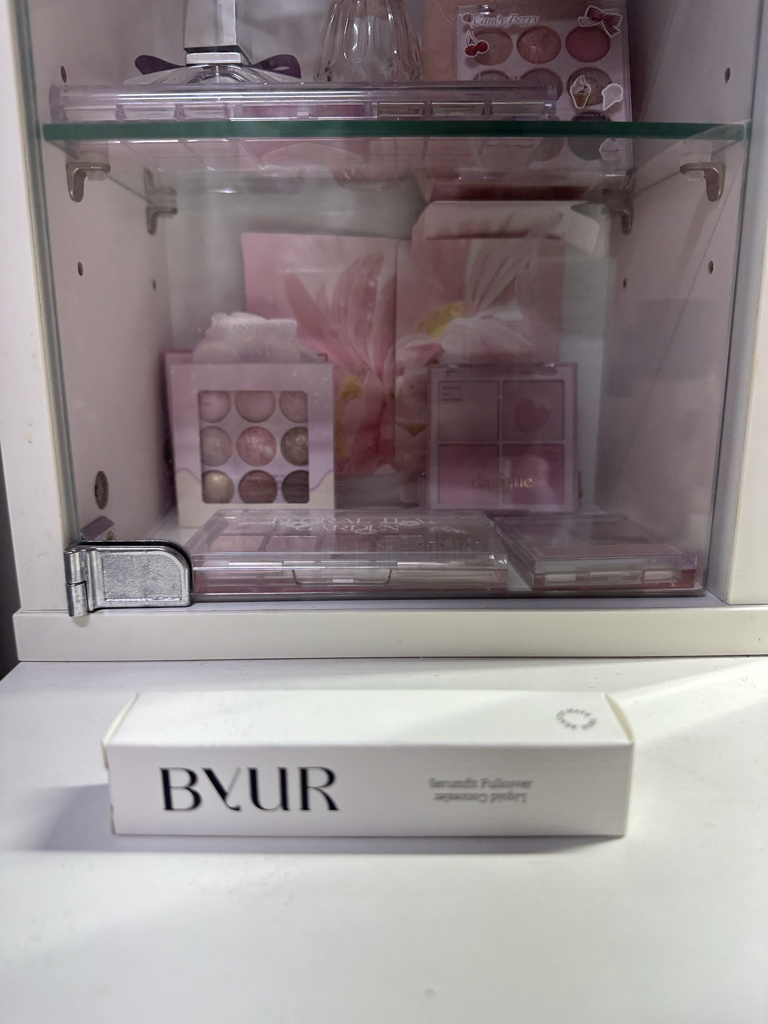바이유어 (BYUR) 세럼핏 풀커버 리퀴드 컨실러 [17호 핑크아이보리] review image