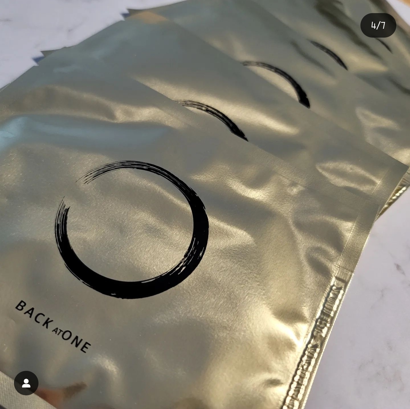 백앹원 (BACKATONE) 리바이탈라이징 골드 알로에 마스크 review image