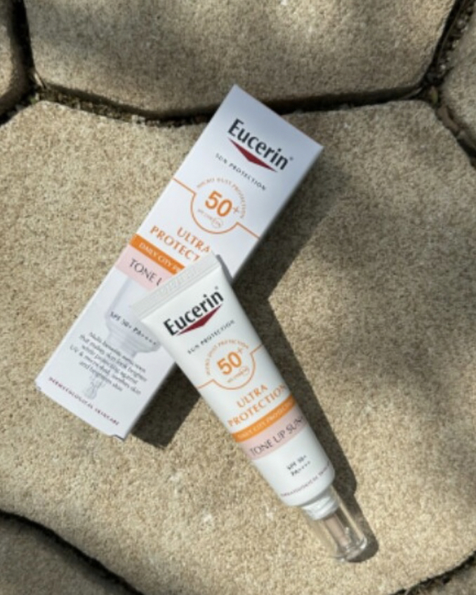 유세린 (Eucerin) 울트라 프로텍션 톤업 선 [SPF50+/PA++++] review image