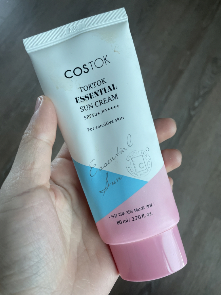 코스톡 (COSTOK) 톡톡 에센셜 선크림 [SPF50+/PA++++] review image
