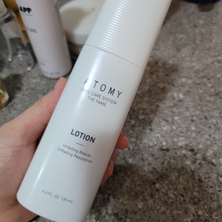 Real user review photo of The Fame Lotion