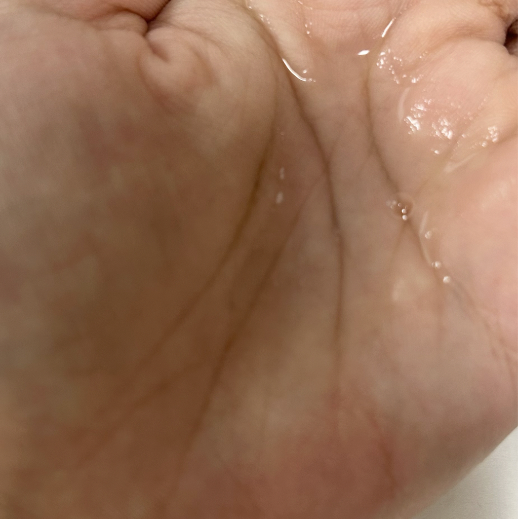 舒缓修复爽肤水 R4的真实用户使用照片