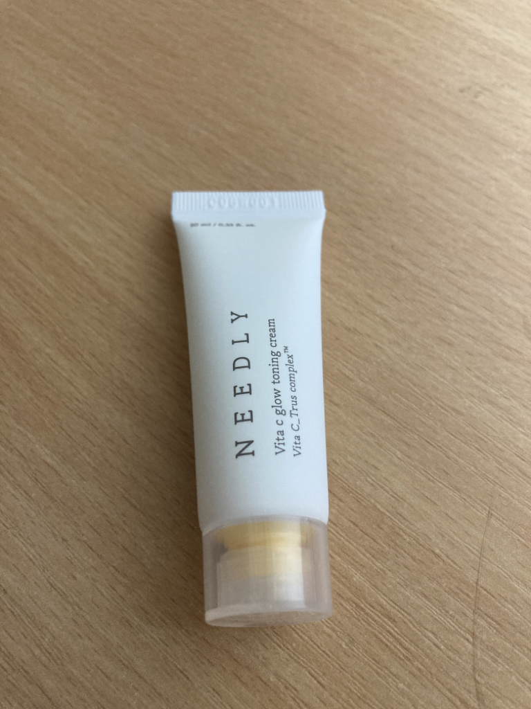 니들리 (NEEDLY) 비타C 글로우 토닝 크림 review image