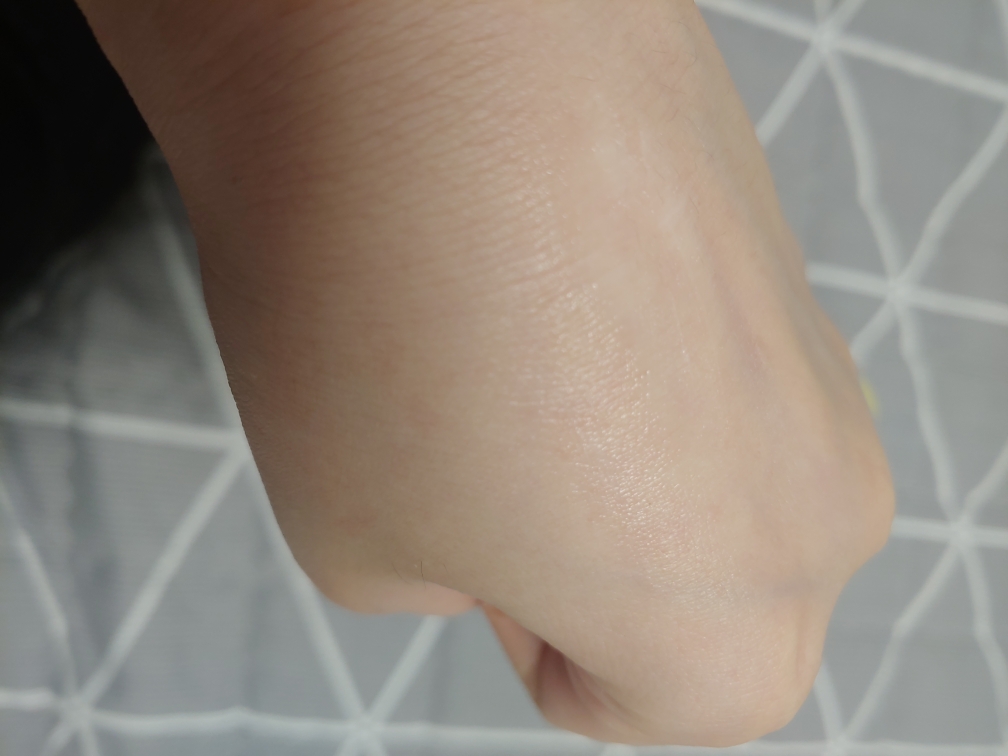 婴儿霜的真实用户使用照片