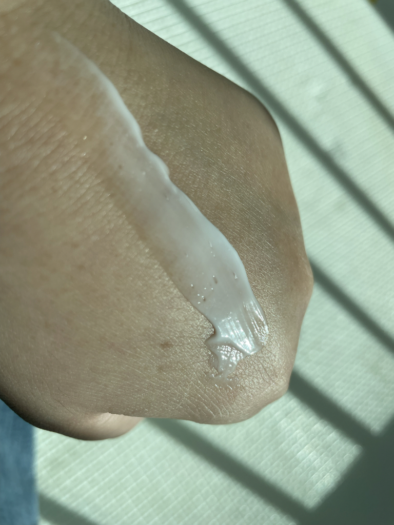 丰富水润乳液的真实用户使用照片