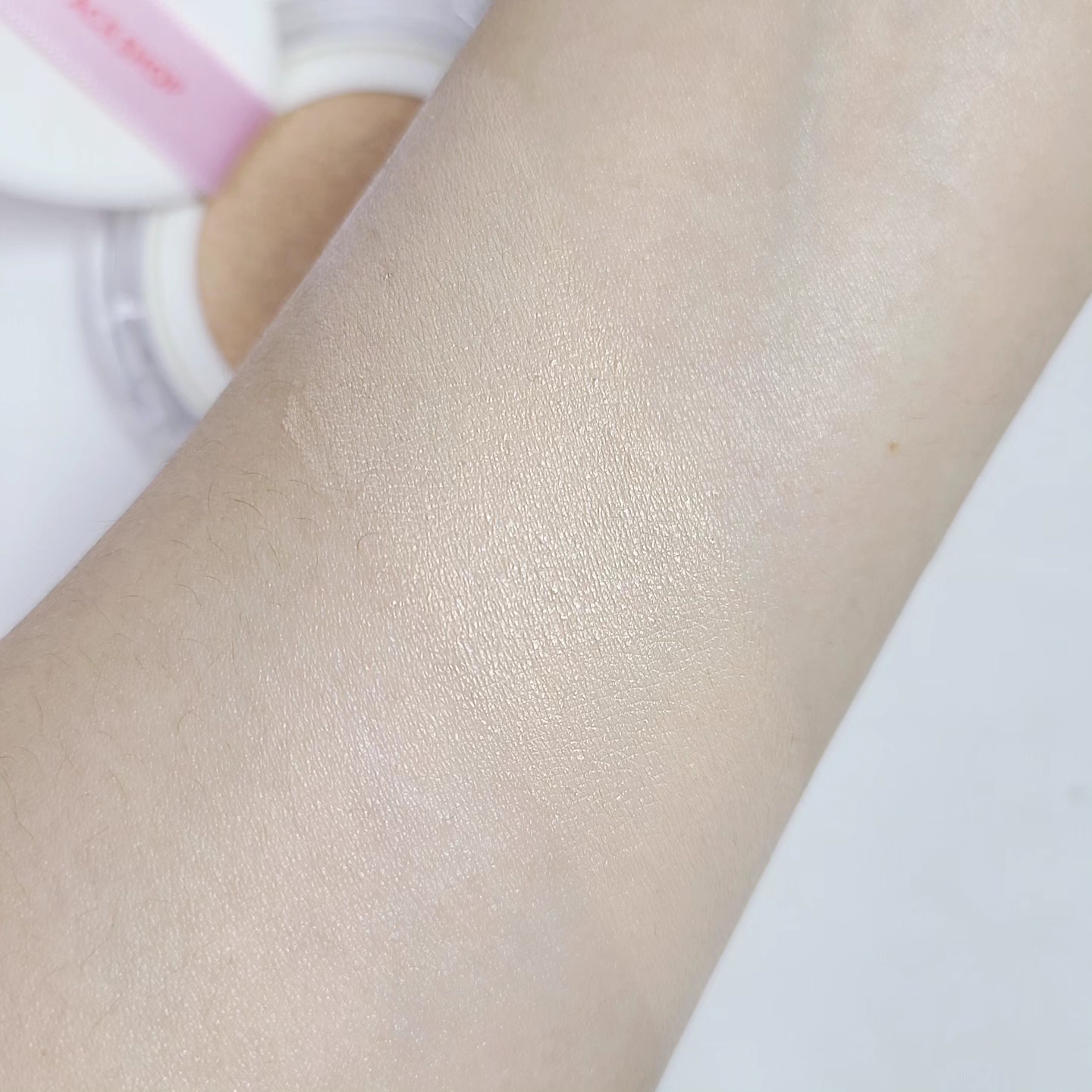 더페이스샵 (THEFACESHOP) 듀이래스팅 쿠션 [SPF50+/PA+++] [201호] review image