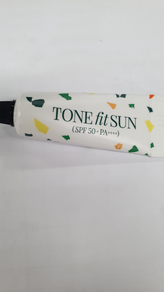 植物性防晒霜[SPF50+/PA++++][美白]的真实用户使用照片