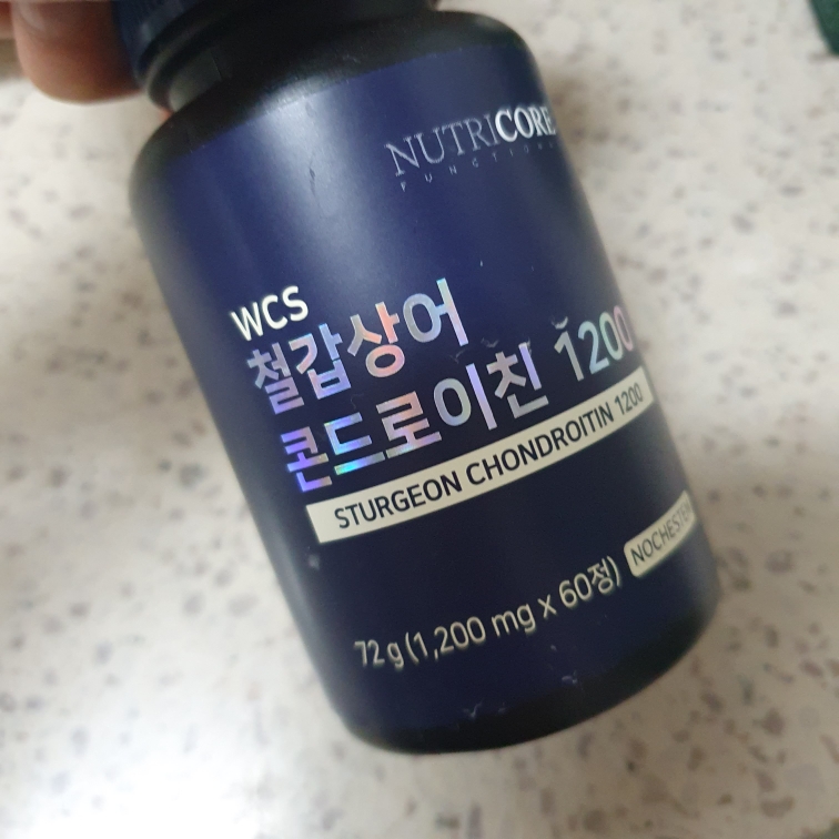 뉴트리코어 (NUTRICORE) 관절연골엔 철갑상어 뮤코다당단백 콘드로이친K review image
