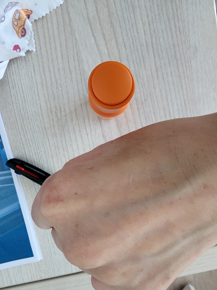 Real user review photo of Carrot Dark Spot Solution Ampoule