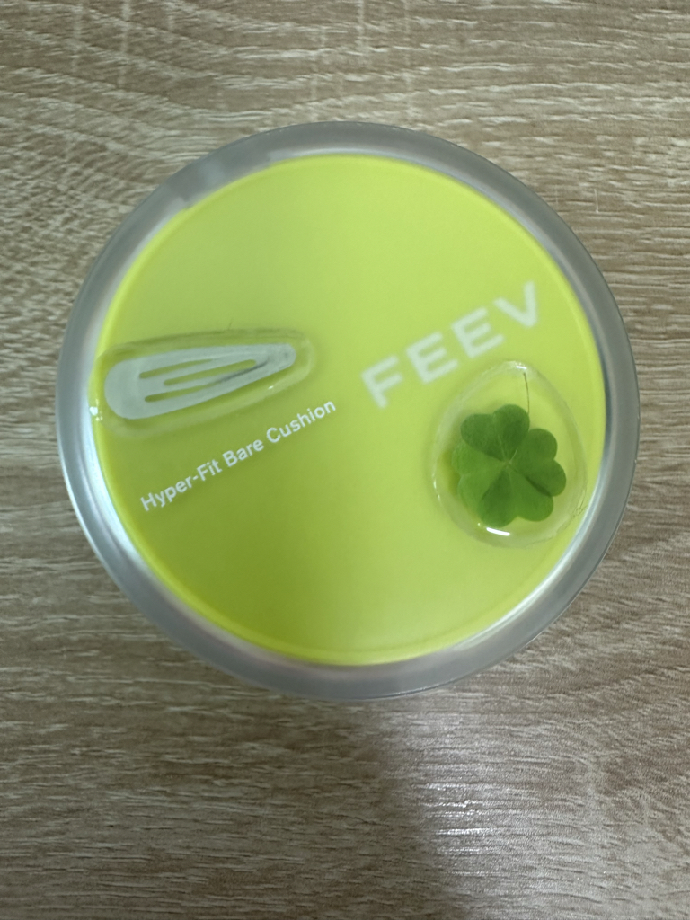 超级贴合熊猫气垫 [SPF40/PA++] [Fair Dew]的真实用户使用照片