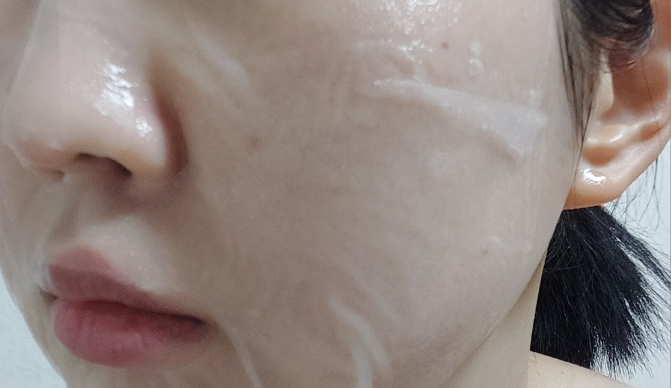 有益于皮肤的鱼腥草面膜的真实用户使用照片